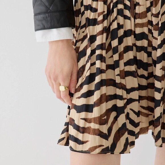 J.Crew Featherweight Satin Mini Skirt Zebra Stripe EUC - Picture 3 of 8